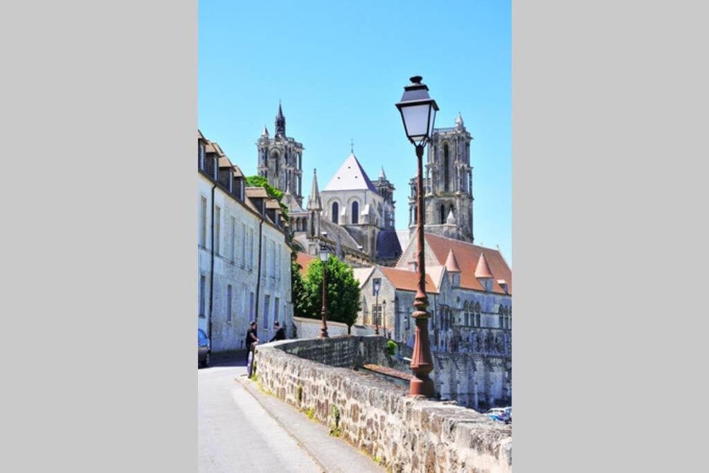 Appartement Rez-De-Chaussee Laon Exterior photo